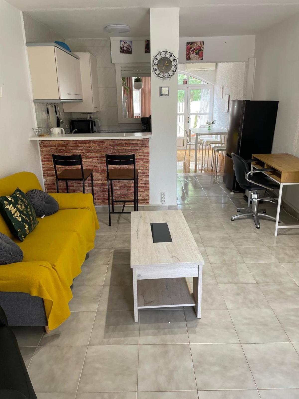 Villa Mare - 2 Beds With Balcony, Patio And Pool And Direct Park Access Murcia Exterior photo